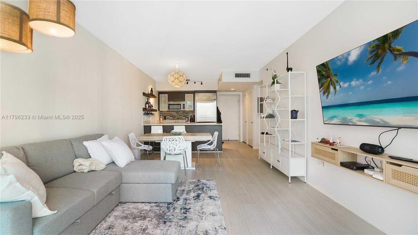 Small Image of 55 SOUTH EAST 6TH ST #1804, Miami Number 2
