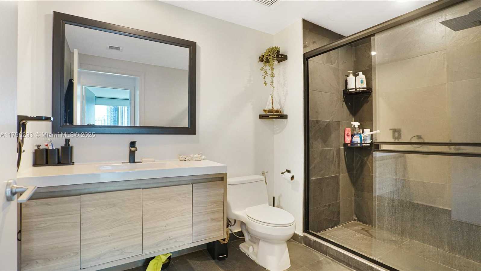 Small Image of 55 SOUTH EAST 6TH ST #1804, Miami Number 8