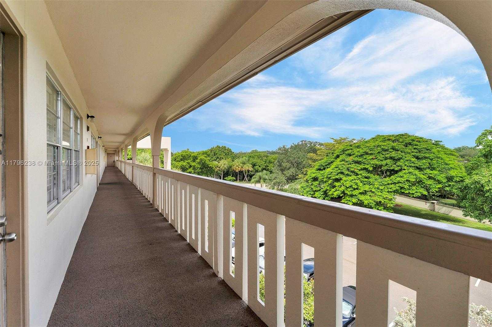 Small Image of 2301 LUCAYA LN #J4, Coconut Creek Number 37