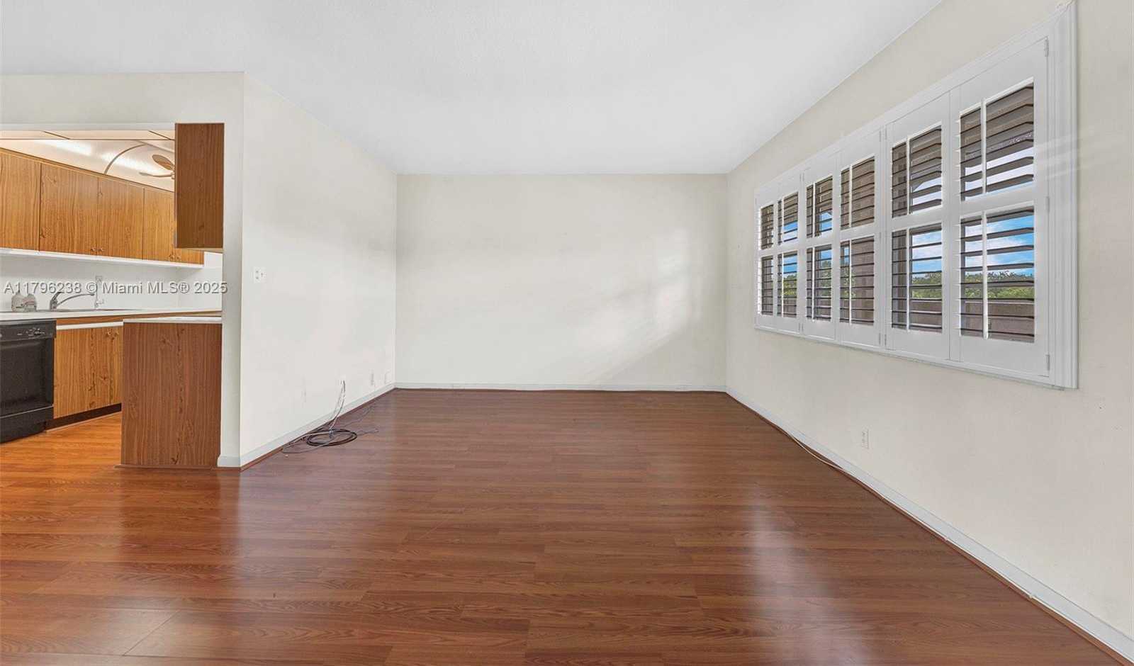 Small Image of 2301 LUCAYA LN #J4, Coconut Creek Number 5