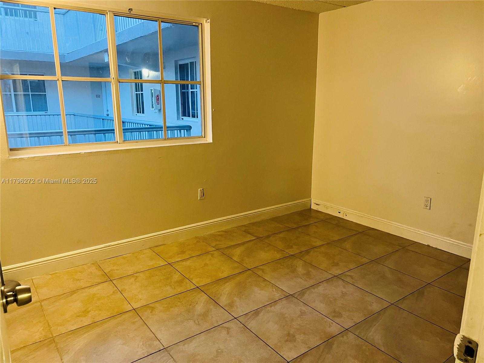 Small Image of 6115 NORTH WEST 186TH ST #202, Hialeah Number 10