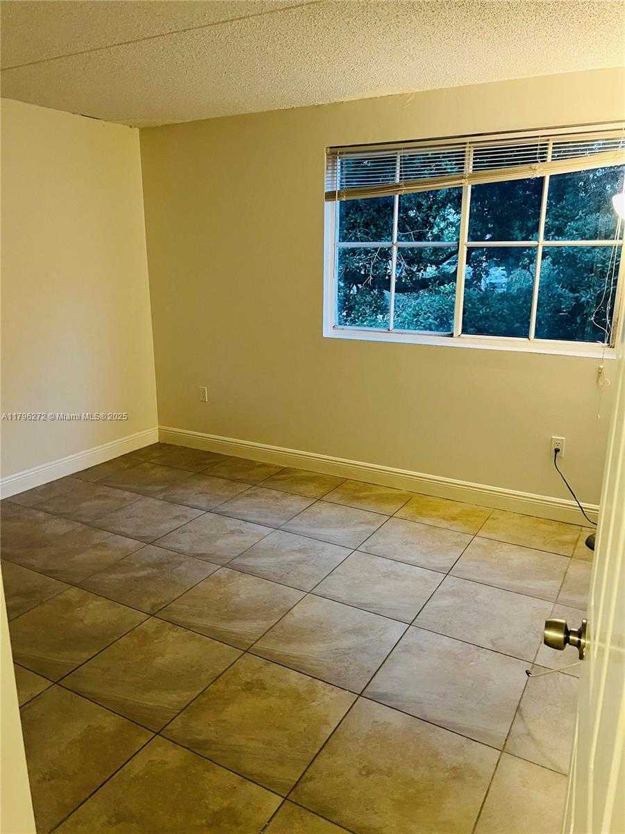 Small Image of 6115 NORTH WEST 186TH ST #202, Hialeah Number 14