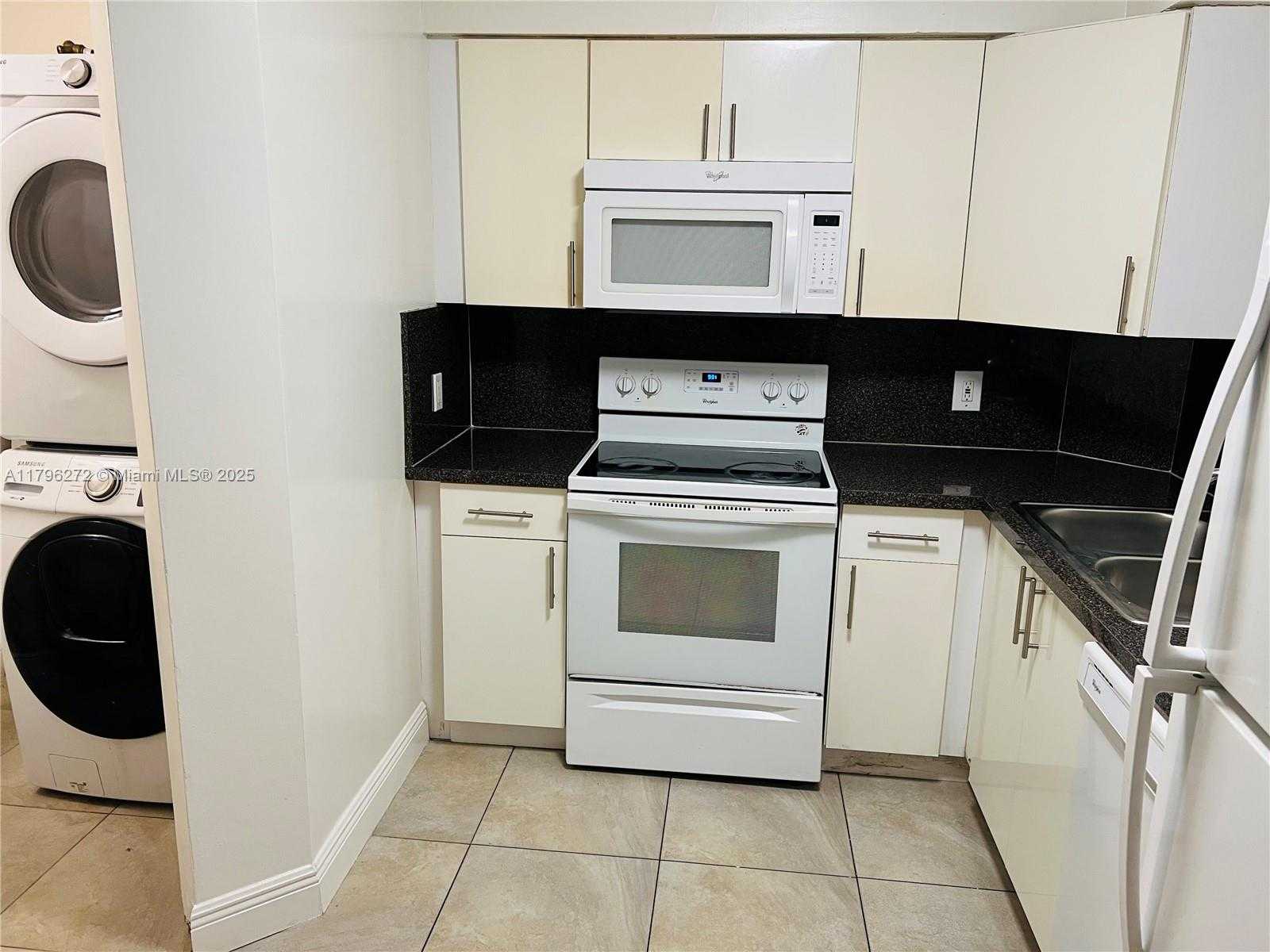 Small Image of 6115 NORTH WEST 186TH ST #202, Hialeah Number 19