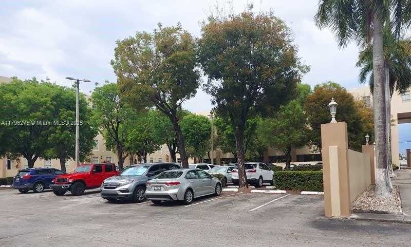 Small Image of 7400 WEST 20TH AVE #326, Hialeah Number 13