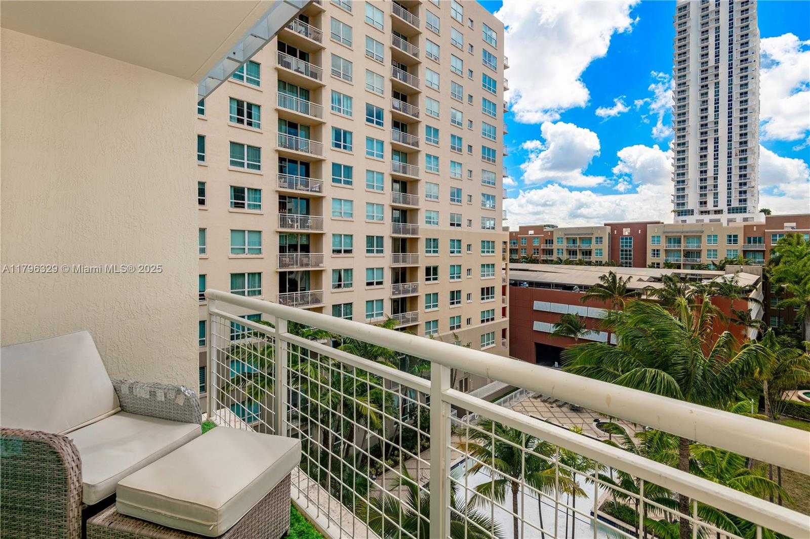 Small Image of 2000 NORTH BAYSHORE DR #617, Miami Number 19