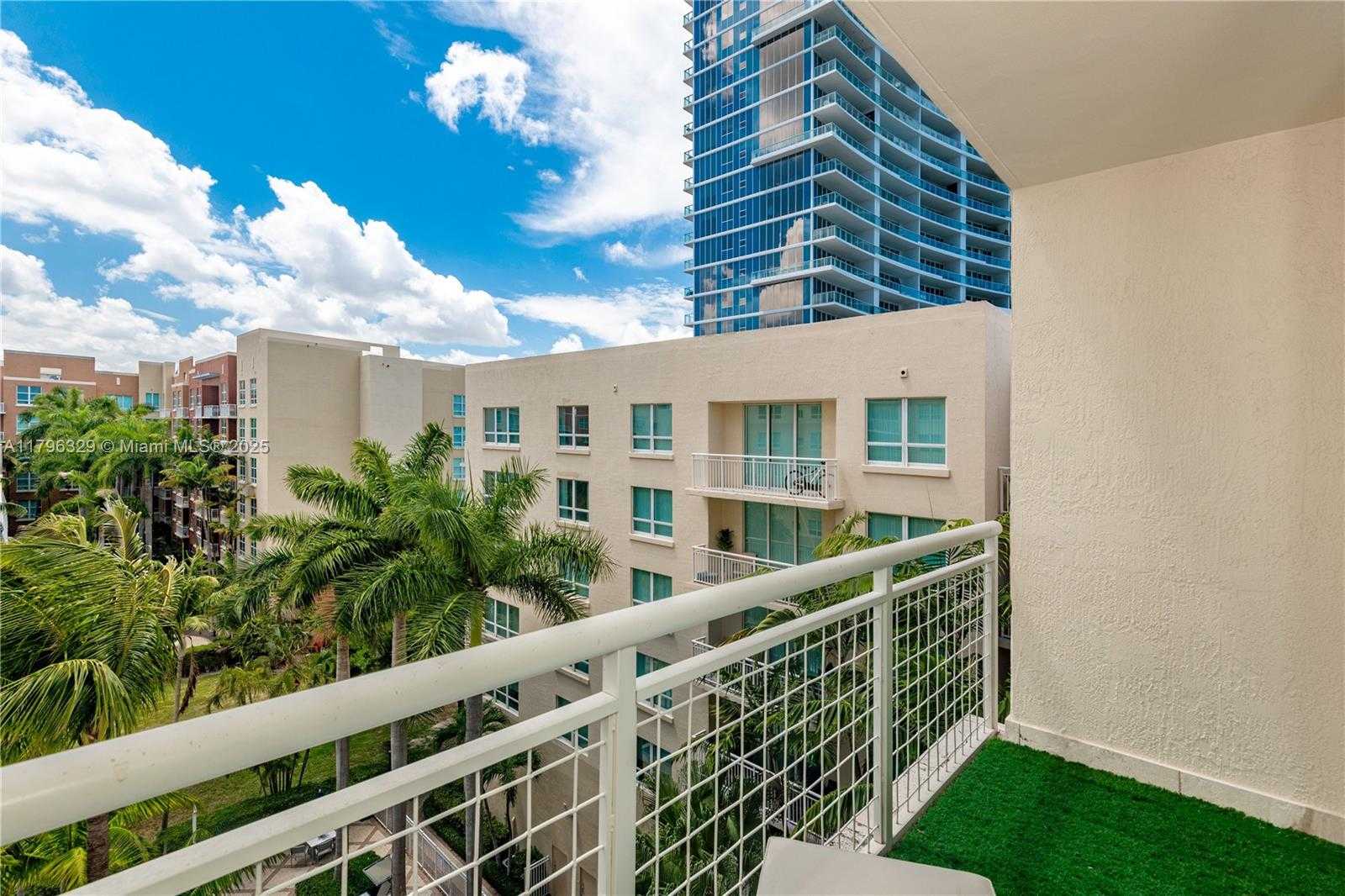 Small Image of 2000 NORTH BAYSHORE DR #617, Miami Number 22