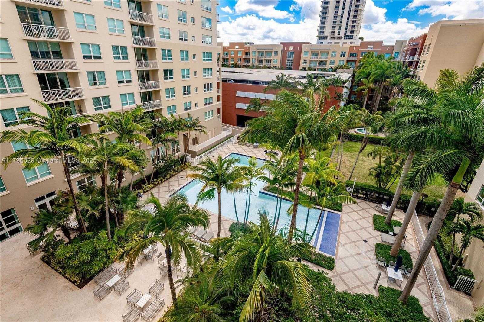 Small Image of 2000 NORTH BAYSHORE DR #617, Miami Number 23
