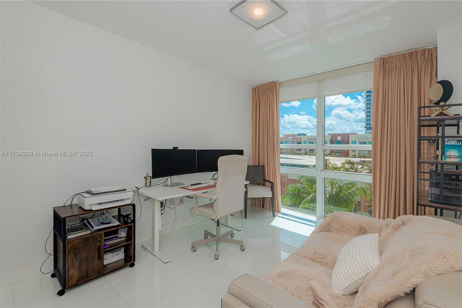 Small Image of 2000 NORTH BAYSHORE DR #617, Miami Number 29