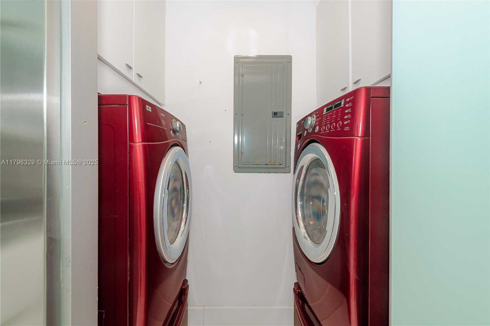 Small Image of 2000 NORTH BAYSHORE DR #617, Miami Number 36