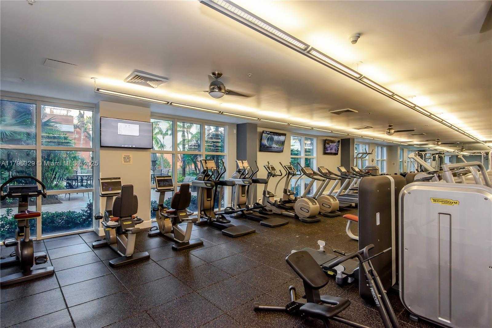 Small Image of 2000 NORTH BAYSHORE DR #617, Miami Number 43