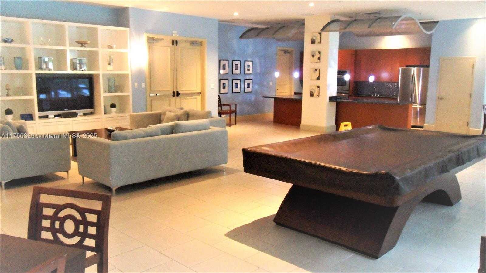 Small Image of 2000 NORTH BAYSHORE DR #617, Miami Number 46