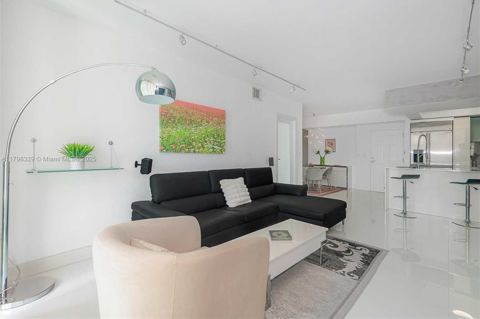 Small Image of 2000 NORTH BAYSHORE DR #617, Miami Number 6