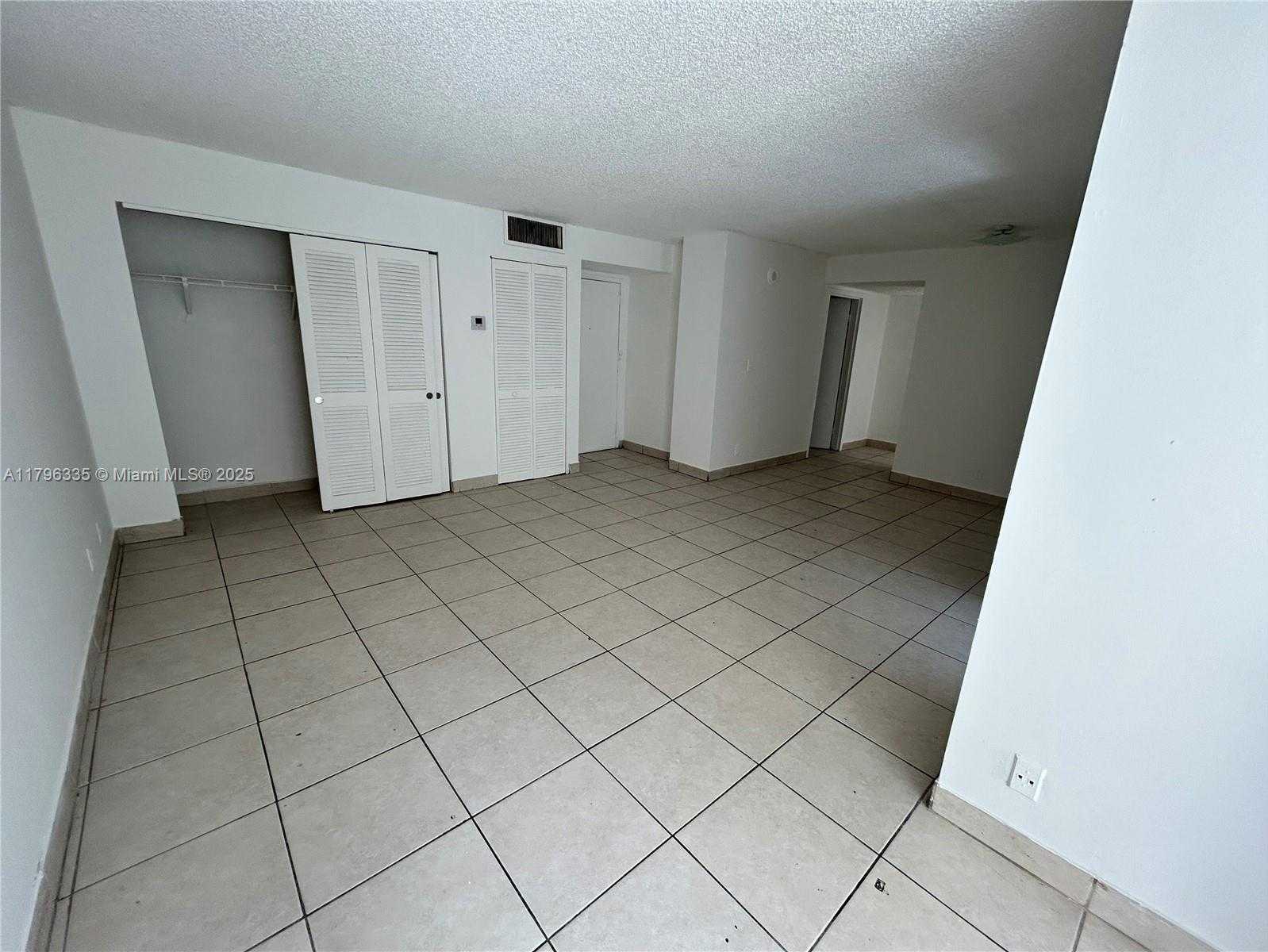 Small Image of 17021 NORTH BAY RD #329, Sunny Isles Beach Number 11