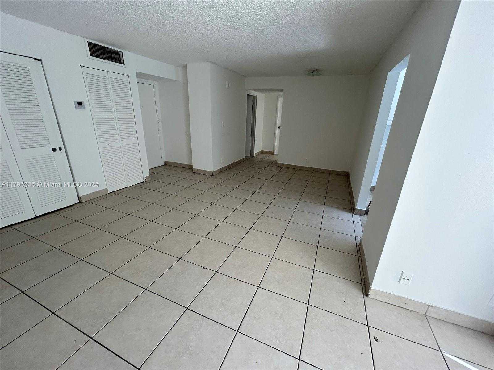 Small Image of 17021 NORTH BAY RD #329, Sunny Isles Beach Number 12