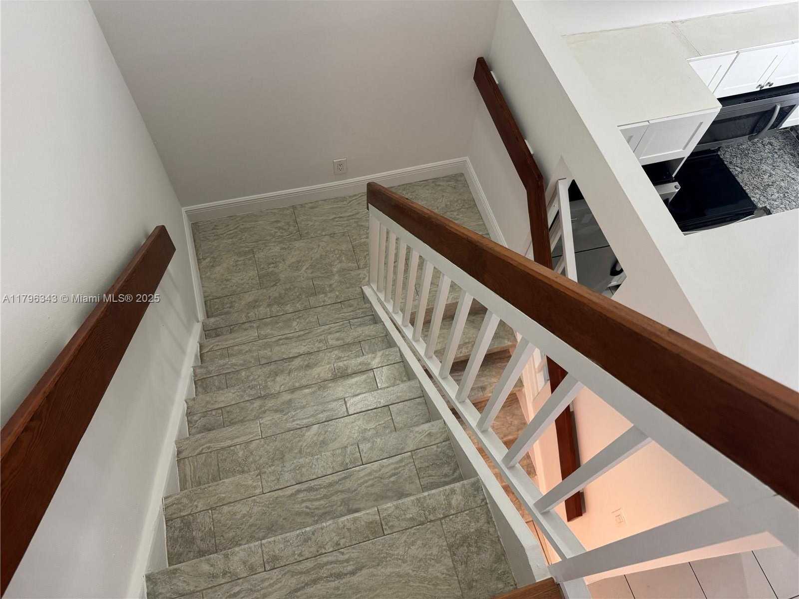 Small Image of 13910 SOUTH WEST 91ST TER #13910, Miami Number 22