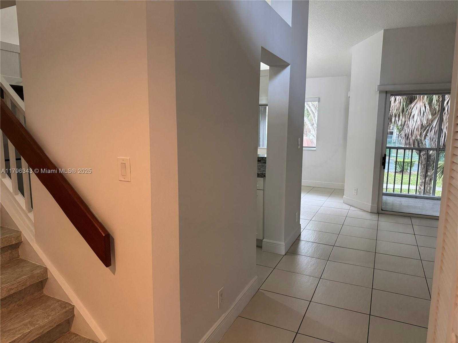 Small Image of 13910 SOUTH WEST 91ST TER #13910, Miami Number 53