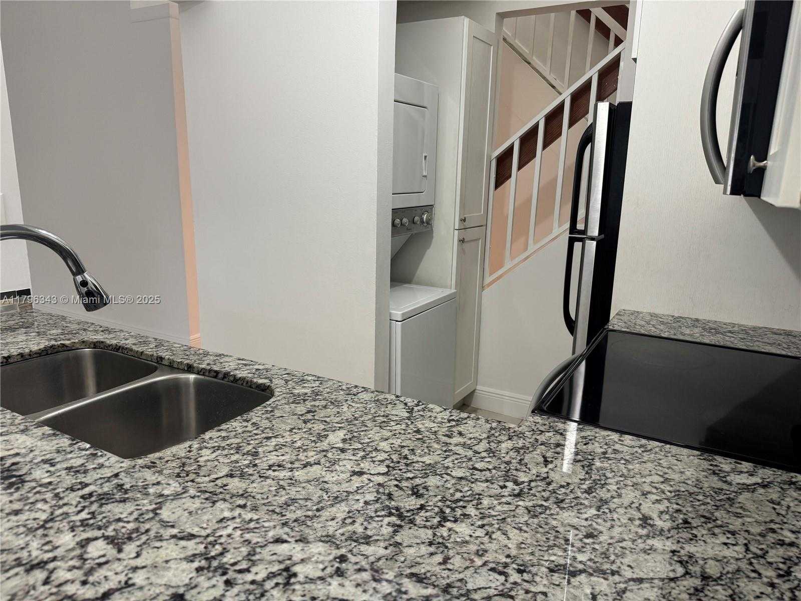 Small Image of 13910 SOUTH WEST 91ST TER #13910, Miami Number 55
