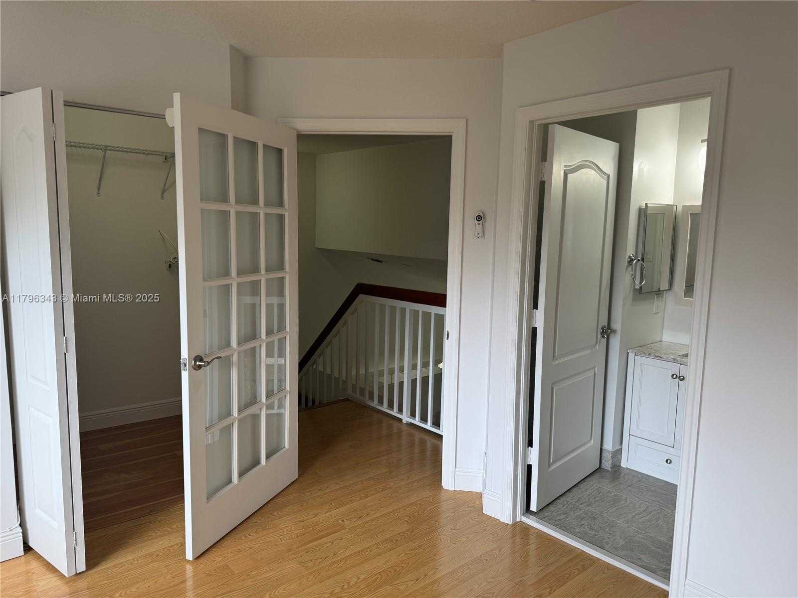 Small Image of 13910 SOUTH WEST 91ST TER #13910, Miami Number 8