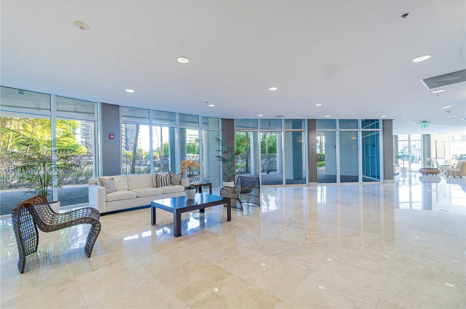 Small Image of 6515 COLLINS AVE #1806, Miami Beach Number 11