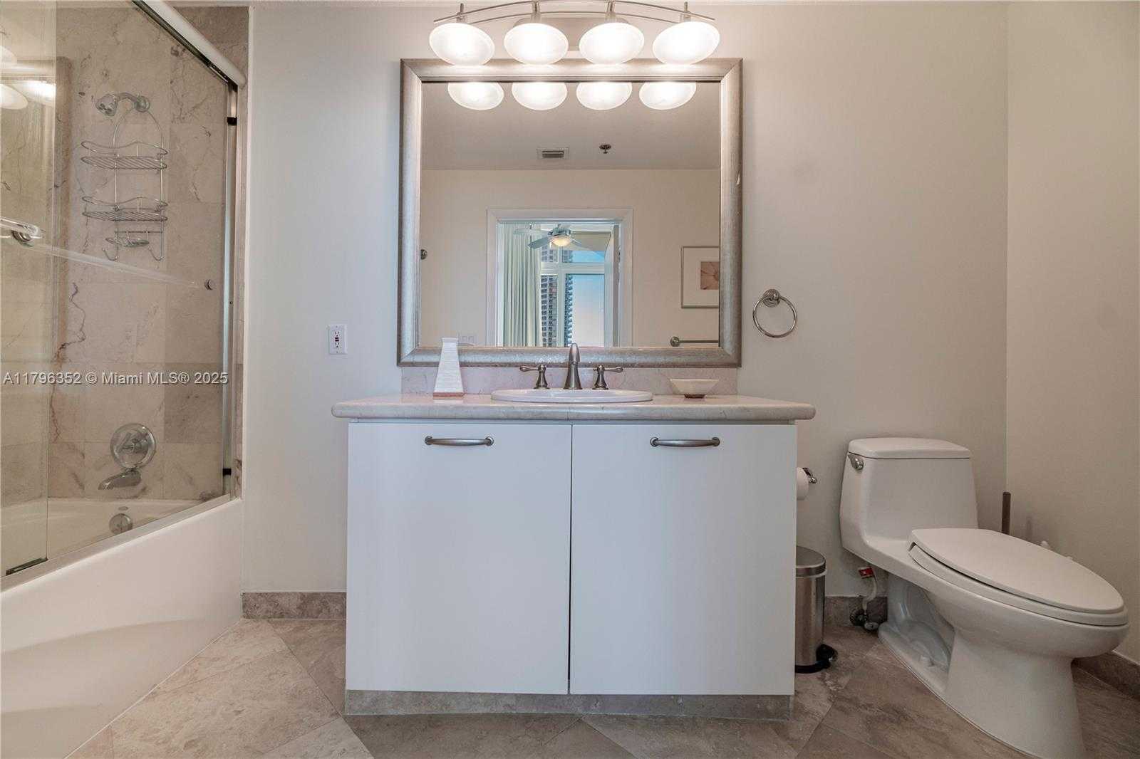 Small Image of 6515 COLLINS AVE #1806, Miami Beach Number 19