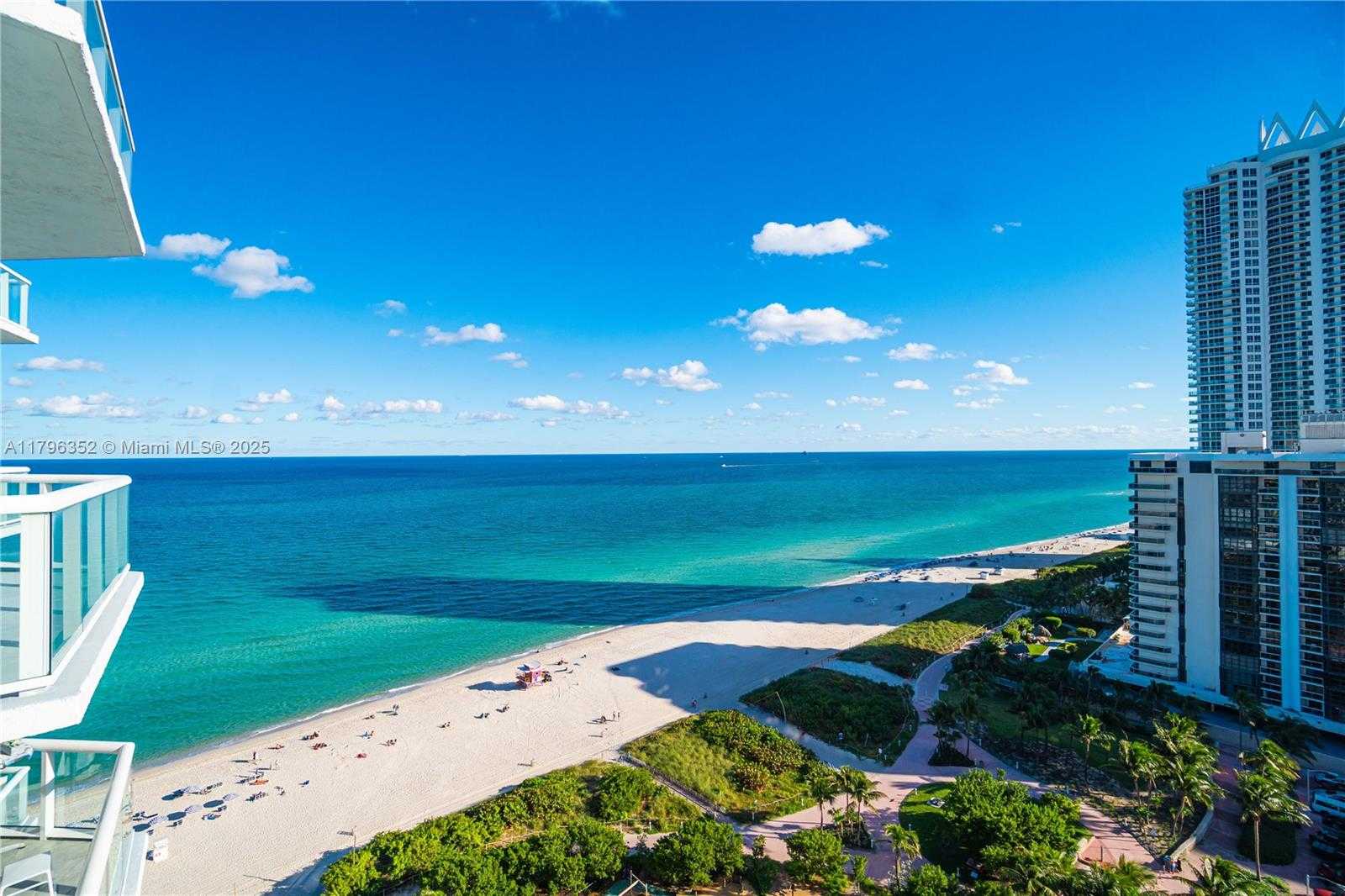 Small Image of 6515 COLLINS AVE #1806, Miami Beach Number 3