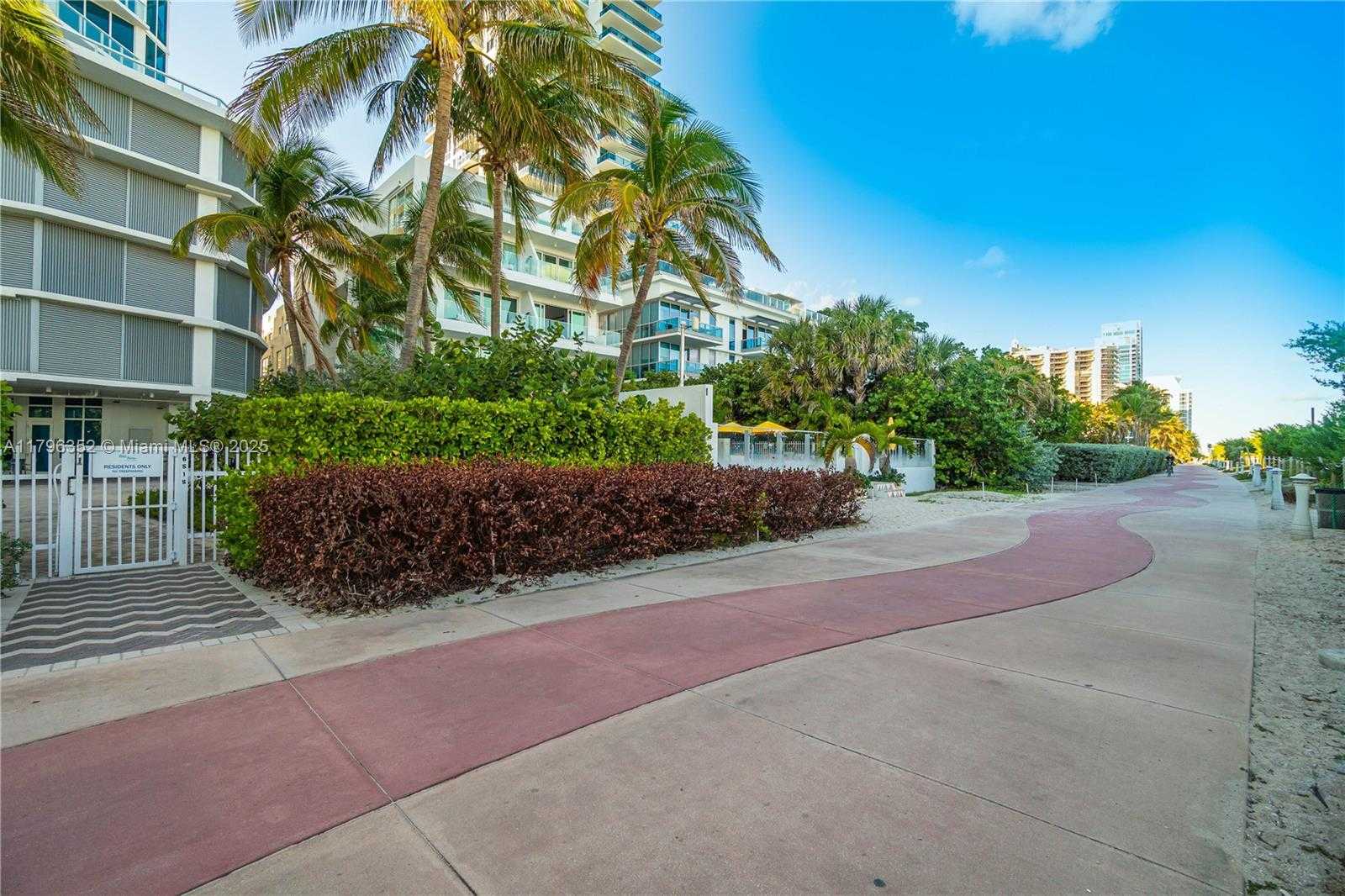 Small Image of 6515 COLLINS AVE #1806, Miami Beach Number 34
