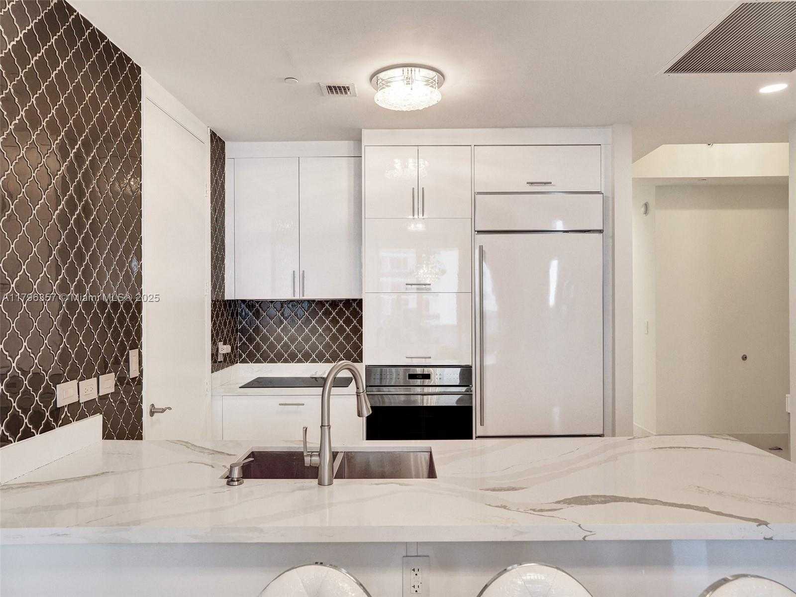 Small Image of 16001 COLLINS AVE #702, Sunny Isles Beach Number 24