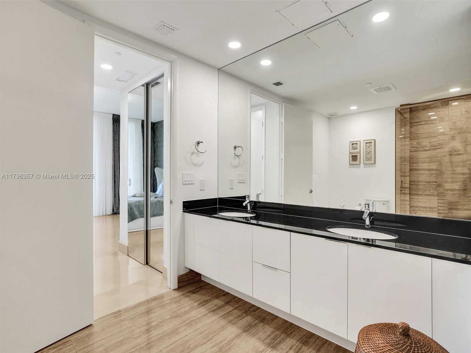 Small Image of 16001 COLLINS AVE #702, Sunny Isles Beach Number 35