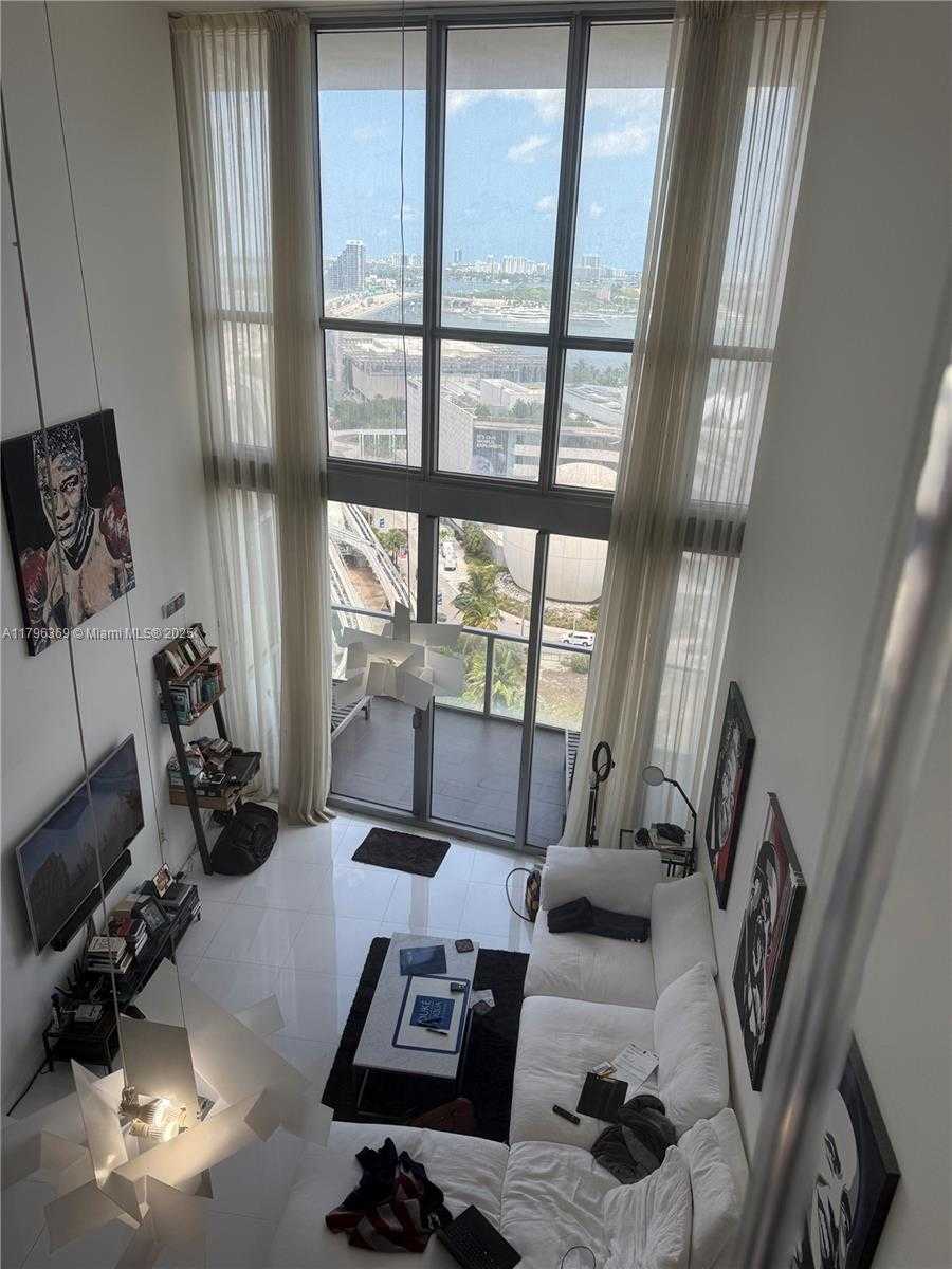 Small Image of 1100 BISCAYNE BLVD #1704, Miami Number 24