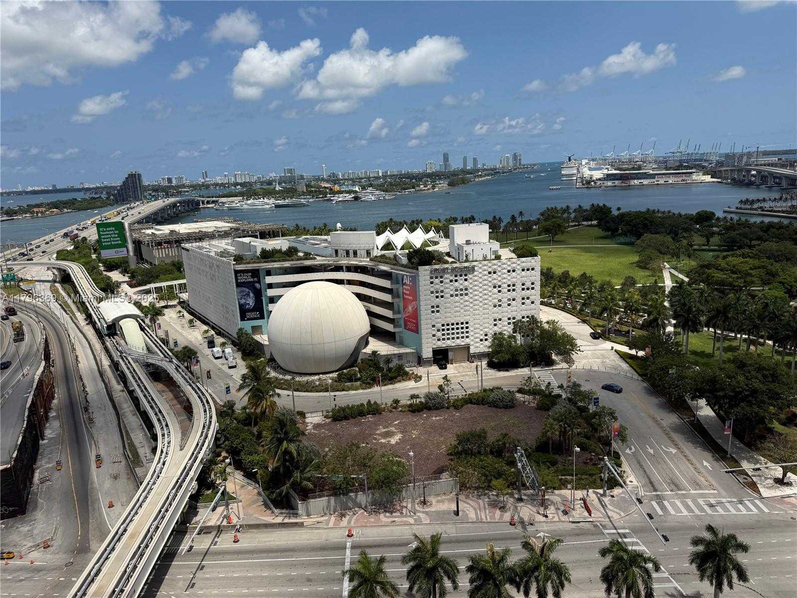 Small Image of 1100 BISCAYNE BLVD #1704, Miami Number 27