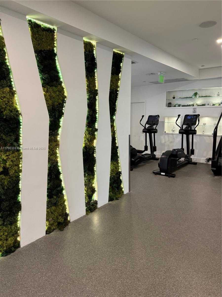 Small Image of 1100 BISCAYNE BLVD #1704, Miami Number 52