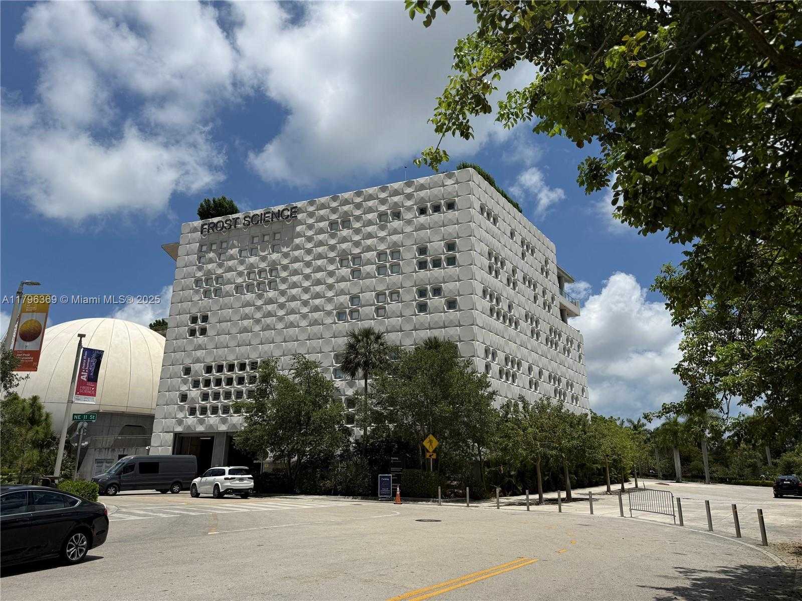 Small Image of 1100 BISCAYNE BLVD #1704, Miami Number 8