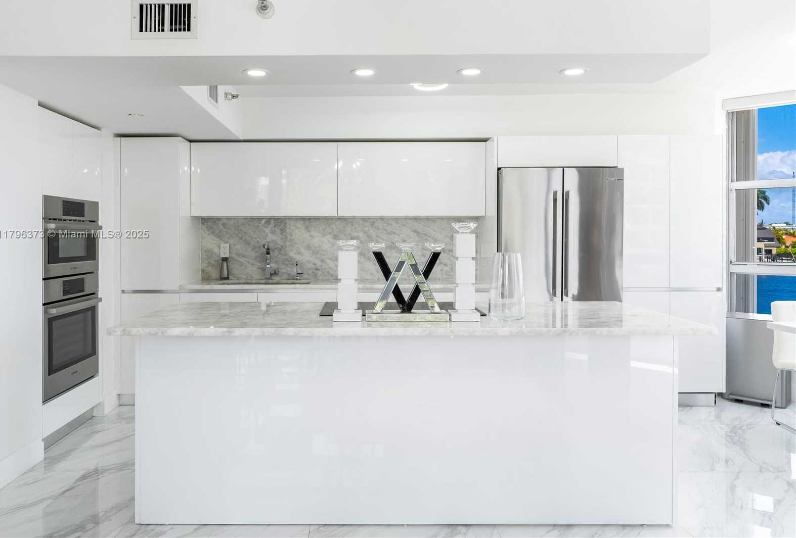Small Image of 19195 NORTH EAST 36TH CT #201, Aventura Number 14