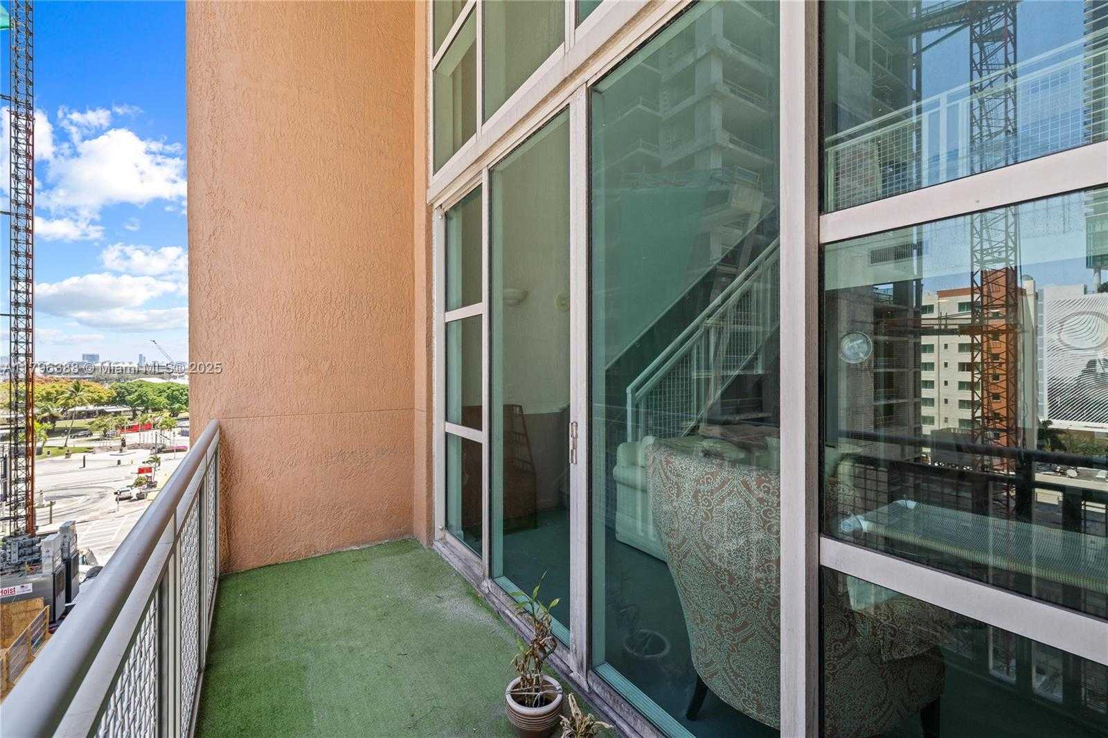 Small Image of 244 BISCAYNE BLVD #645, Miami Number 14