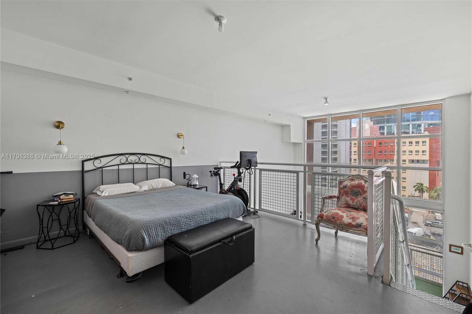 Small Image of 244 BISCAYNE BLVD #645, Miami Number 19