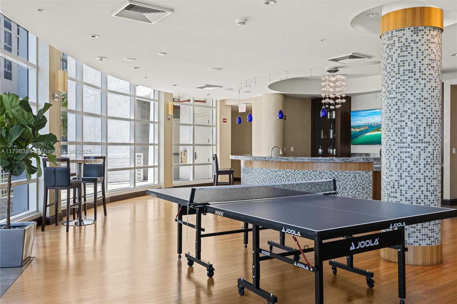 Small Image of 244 BISCAYNE BLVD #645, Miami Number 34