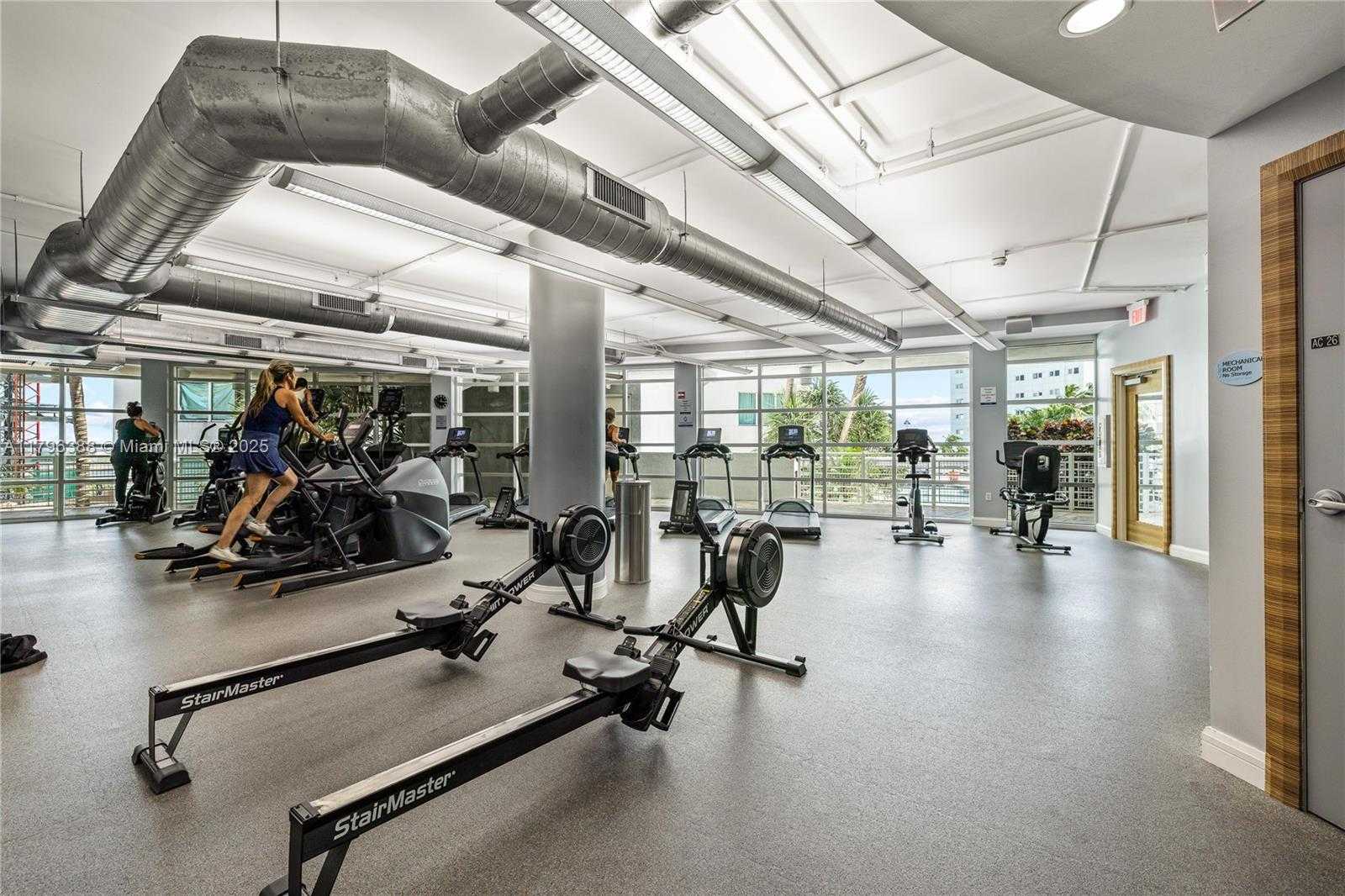Small Image of 244 BISCAYNE BLVD #645, Miami Number 38