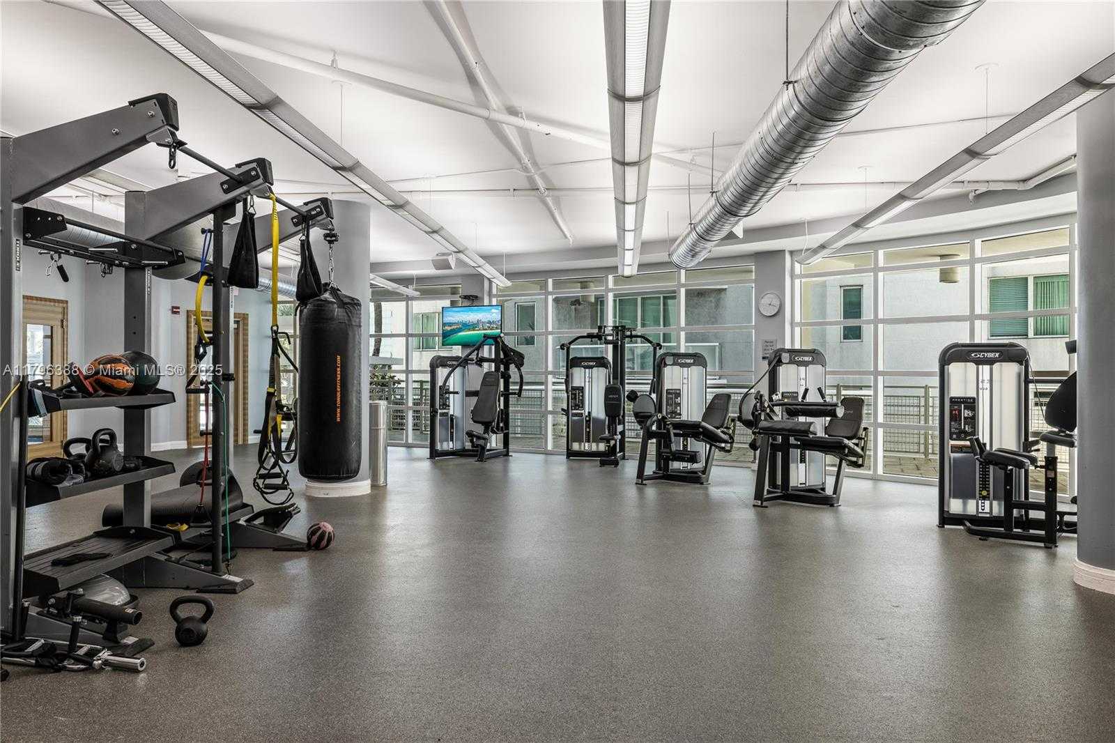 Small Image of 244 BISCAYNE BLVD #645, Miami Number 41