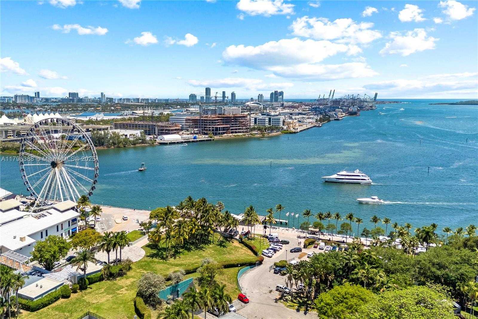 Small Image of 244 BISCAYNE BLVD #645, Miami Number 47