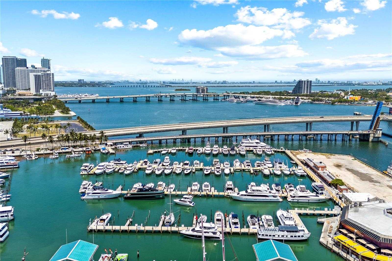 Small Image of 244 BISCAYNE BLVD #645, Miami Number 48