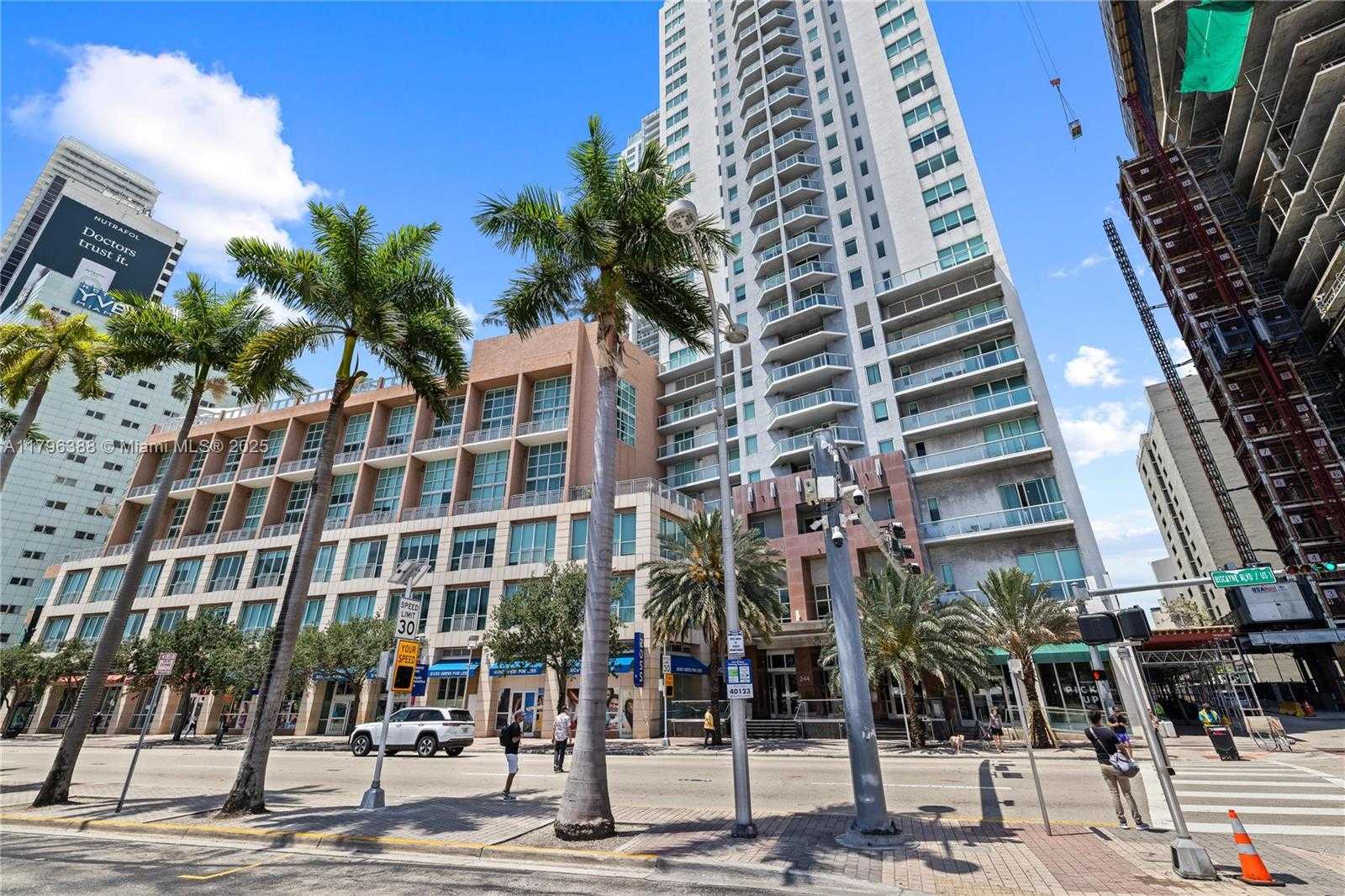 Small Image of 244 BISCAYNE BLVD #645, Miami Number 53