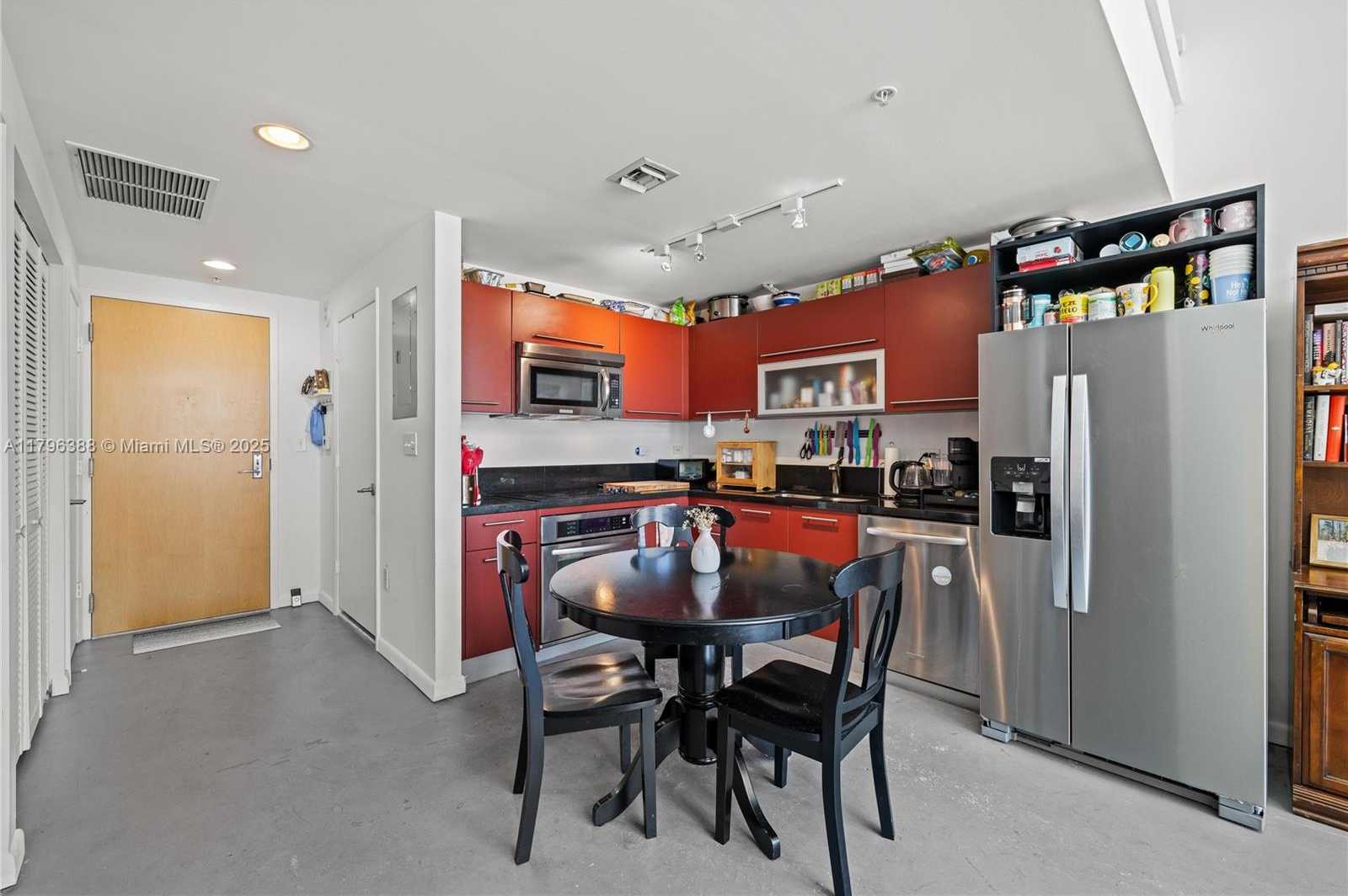 Small Image of 244 BISCAYNE BLVD #645, Miami Number 7