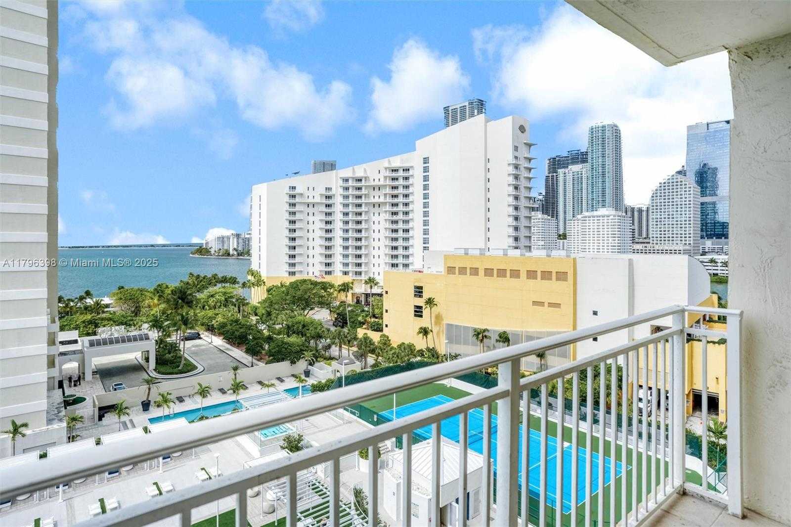 Small Image of 770 CLAUGHTON ISLAND DR #1114, Miami Number 19