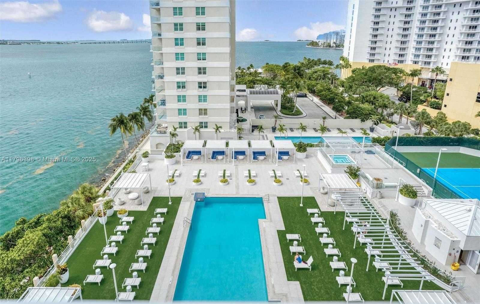 Small Image of 770 CLAUGHTON ISLAND DR #1114, Miami Number 20