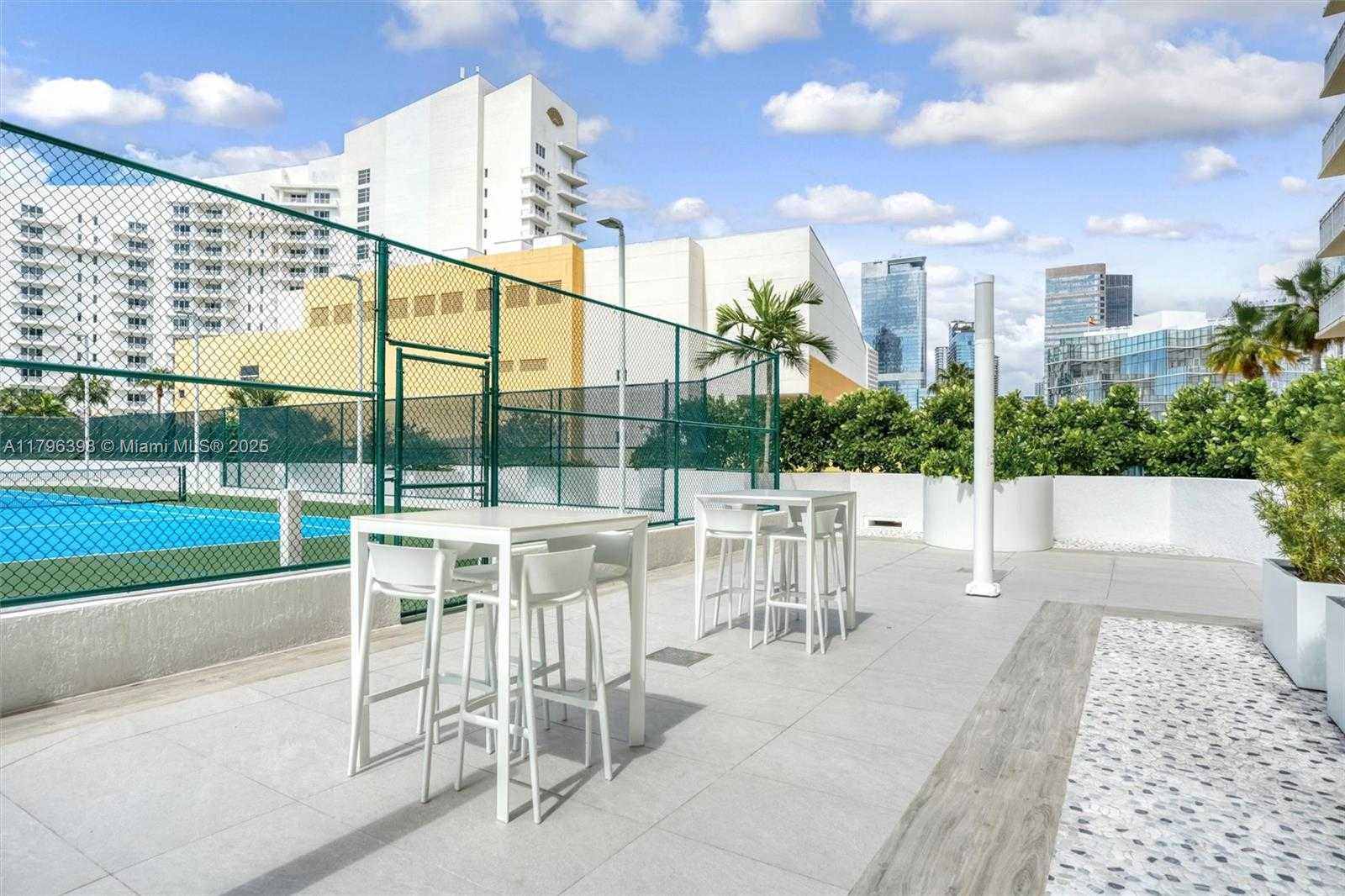 Small Image of 770 CLAUGHTON ISLAND DR #1114, Miami Number 21