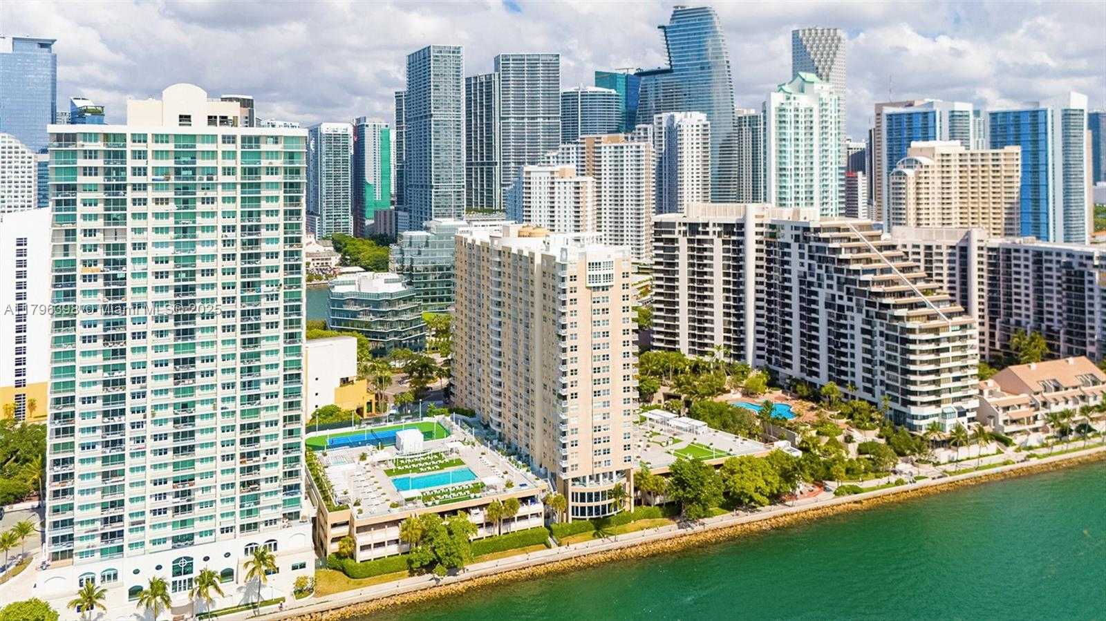 Small Image of 770 CLAUGHTON ISLAND DR #1114, Miami Number 45