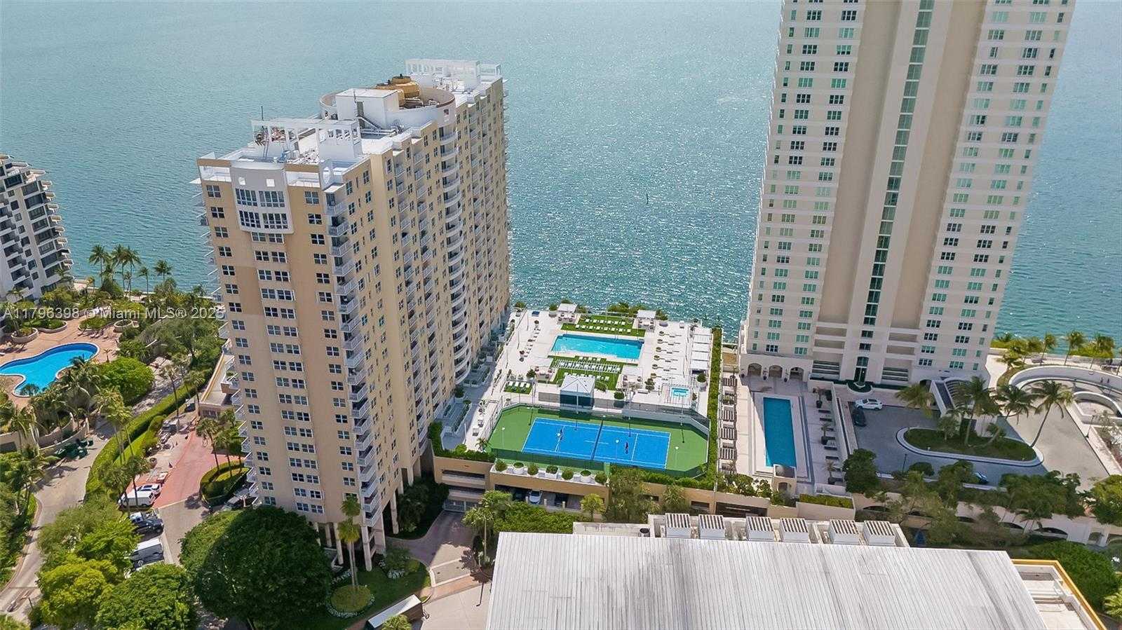 Small Image of 770 CLAUGHTON ISLAND DR #1114, Miami Number 48