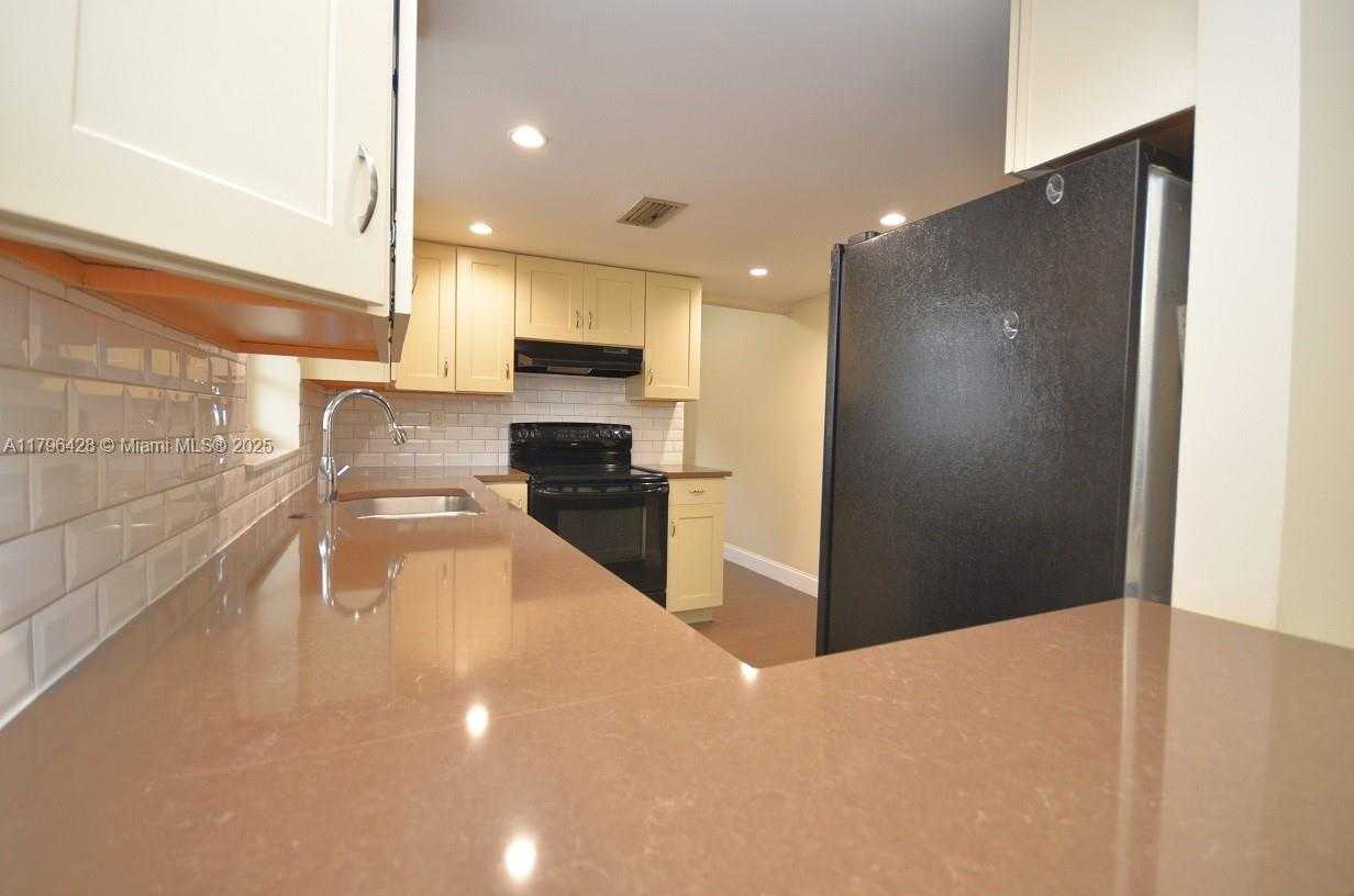 Small Image of 2459 SOUTH WEST 11TH ST #4A, Miami Number 7