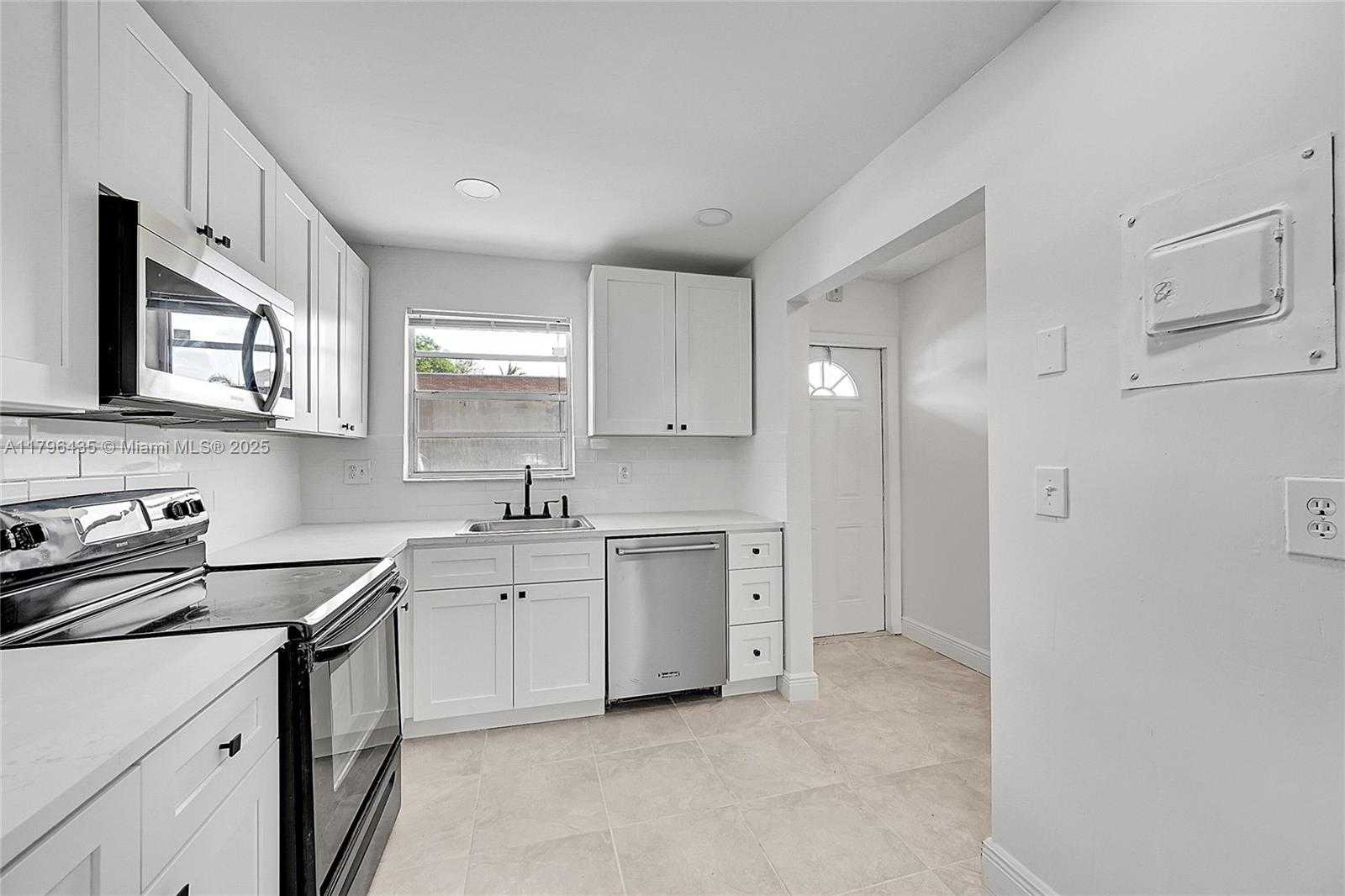 Small Image of 607 SOUTH STATE ROAD 7 #1E, Margate Number 14