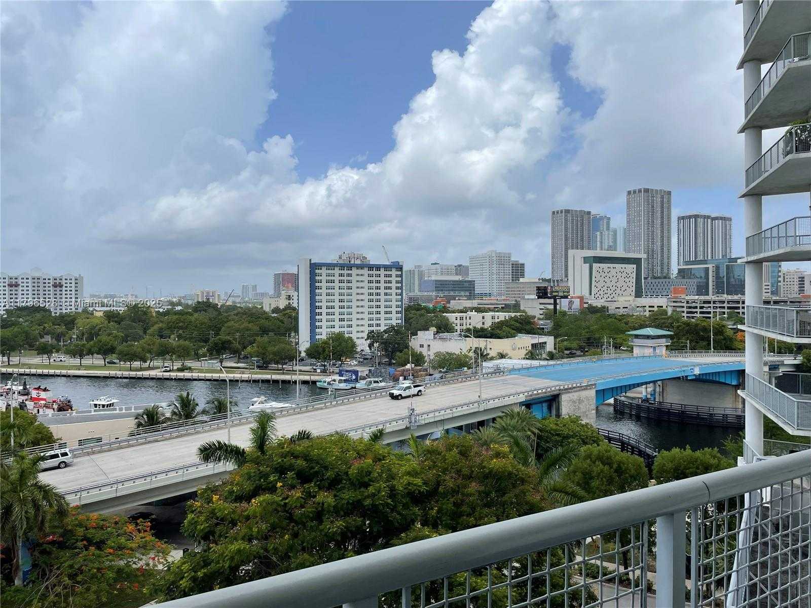 Small Image of 10 SOUTH WEST SOUTH RIVER DR #808, Miami Number 15